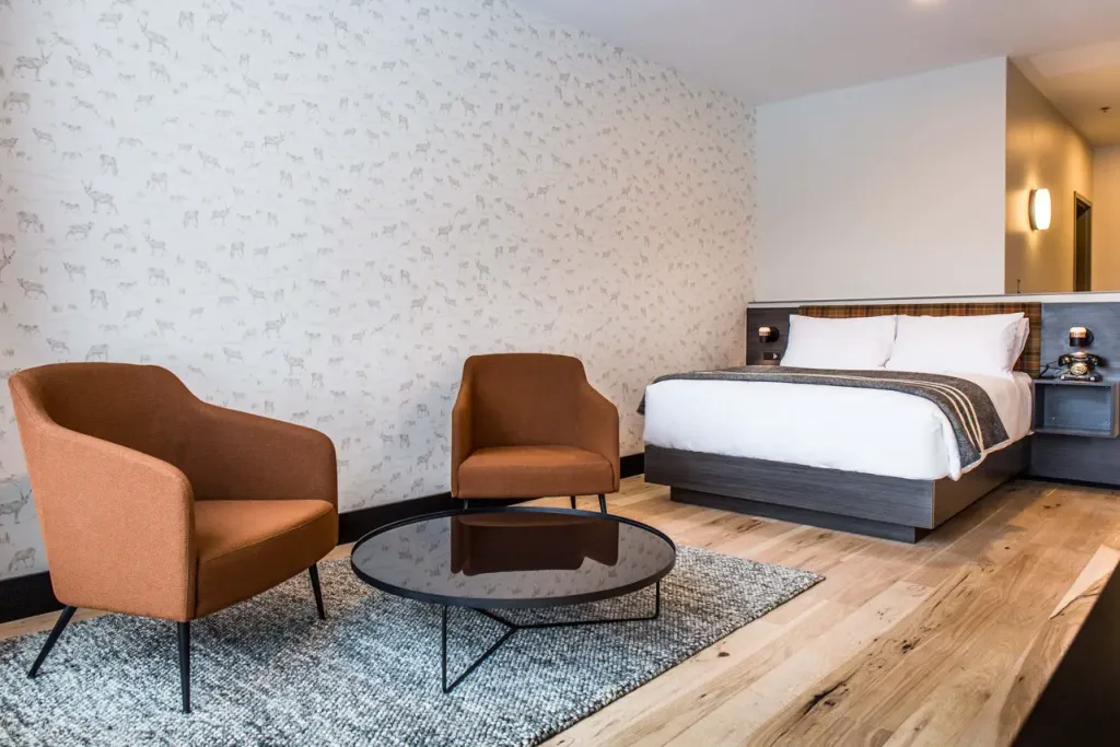 Hew & Draw Guest Suite - Corner Brook Hotels